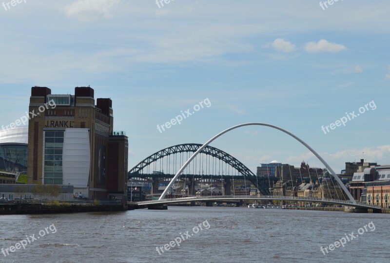 Newcastle Newcastle Upon Tyne Millennium Bridge Newcastle Bridges River Tyne