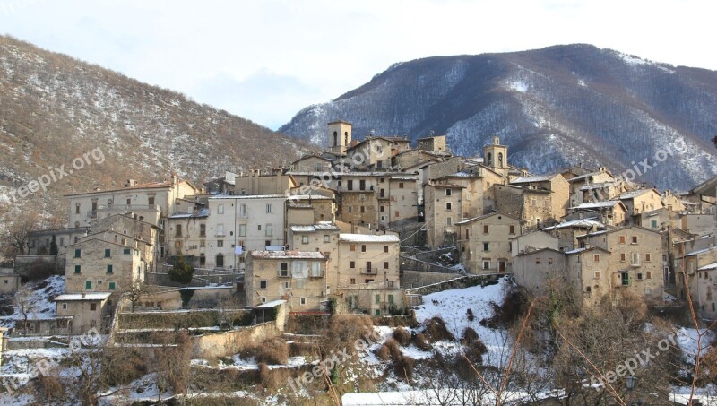 Scanno Abruzzo Landscape Middle Ages Italy