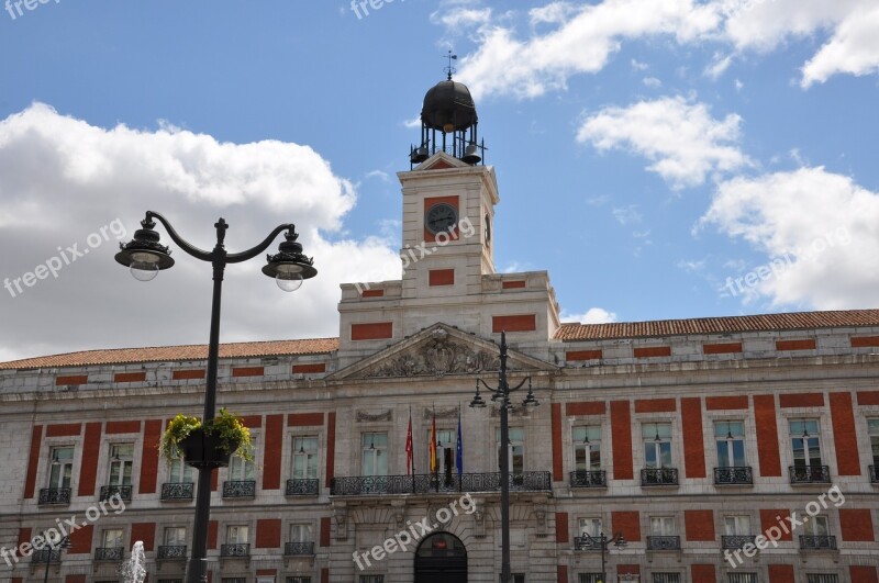 Madrid Monument Puerta Del Sol Free Photos