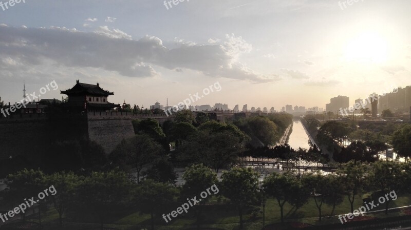 Xi'an The City Walls City Gate Moat Twilight