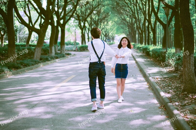 University Campus The Self-timer School Girls Jeans Sisters