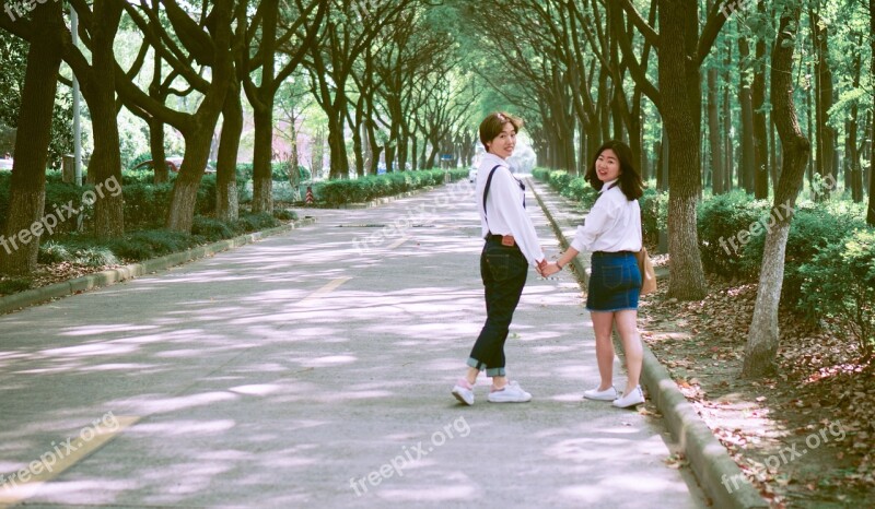 University Campus The Self-timer School Girls Jeans Sisters