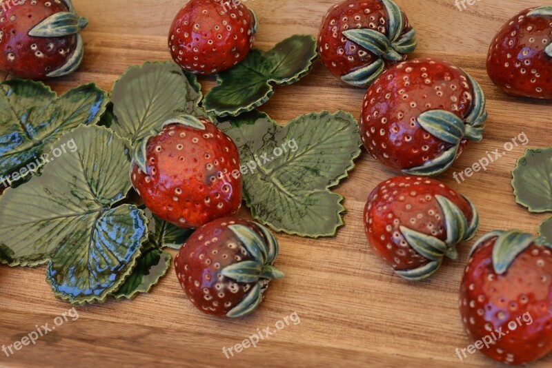 Strawberries Sound Figure Replica Free Photos