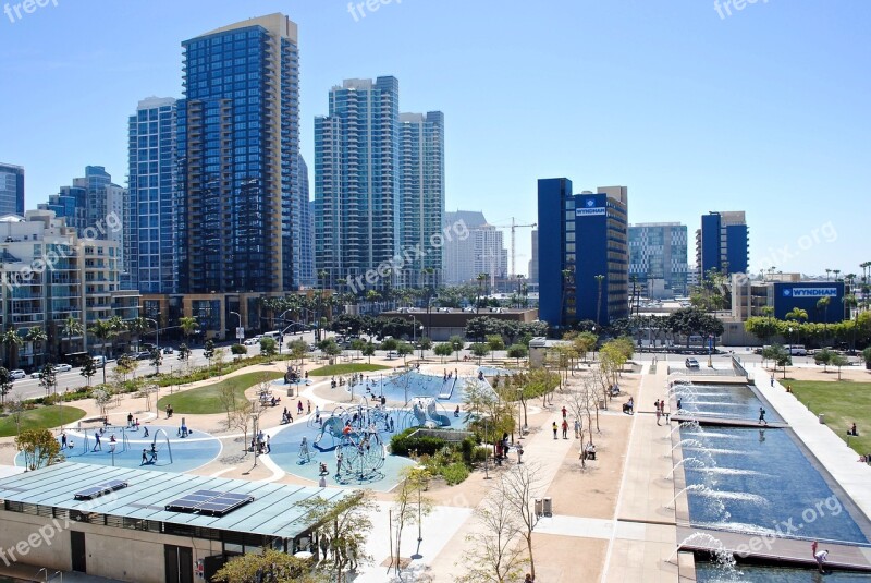 Sand Diego California Waterfront Embarcadero Park