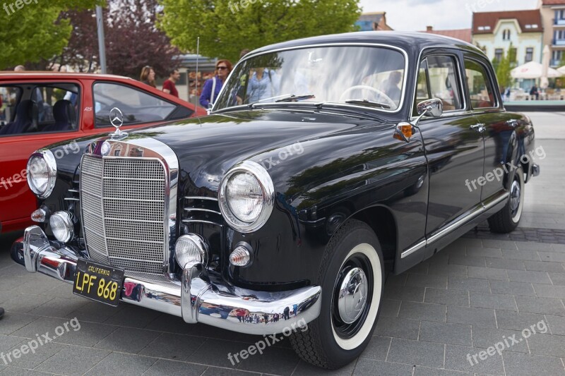 Car Veteran Mercedes Benz Chrome Retro