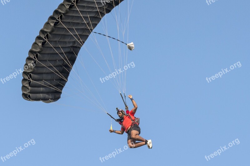 Sky Diving Sport Parachute Qatar Extreme