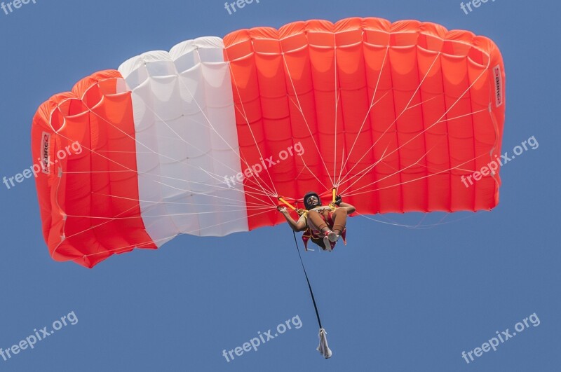 Sky Diving Sport Parachute Qatar Extreme