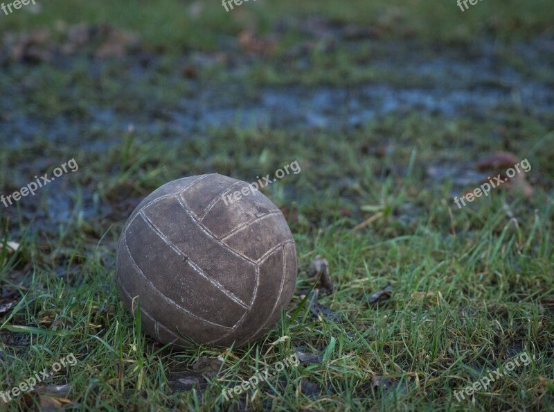 Old Ball Volleyball Worn End