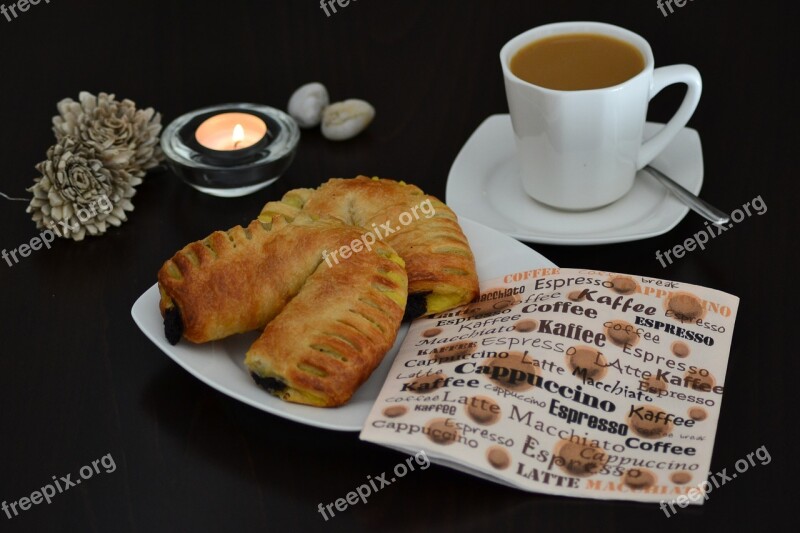 Coffee Cake Afternoon Cozy Coffee Table