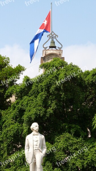 Havana Cuba Statue Park Flag