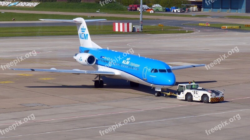 Aircraft Airport Vehicle Pushback Start