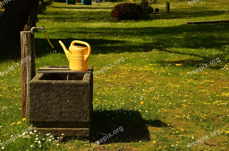 Watering Hole Cemetery Fountain Meadow Watering Can