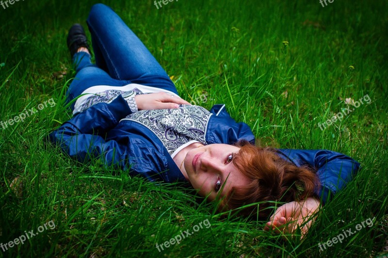 Girl Girl In The Grass Portrait Photoshoot Park