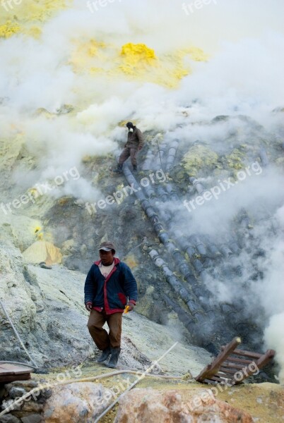 Sulfur Work Volcano Indonesia Bromo