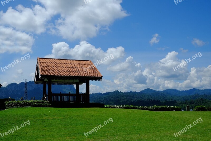 Blue Sky Vivid Sky Green Grass Outdoor Travel Free Photos