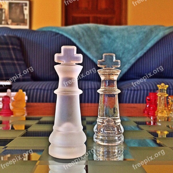 Chess Game Strategy Play Chess Pieces