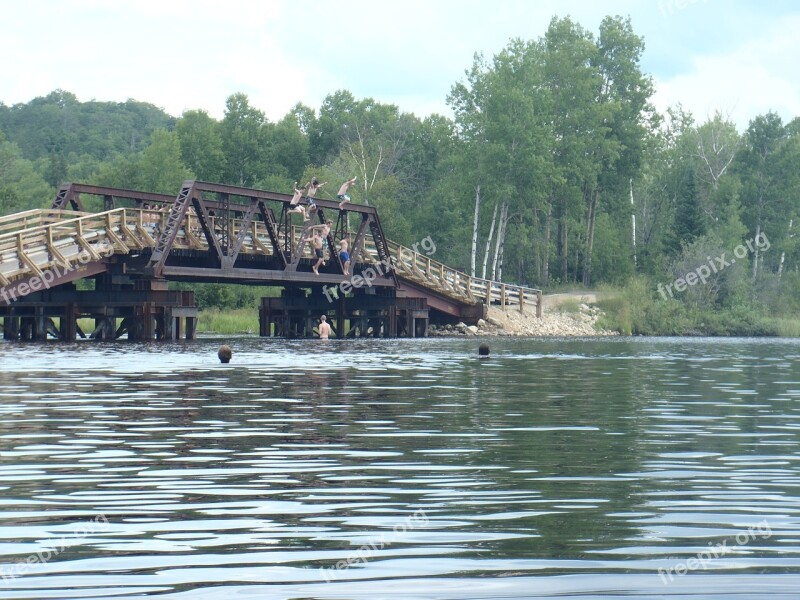 Bridge Jump Dive Swim Swimming