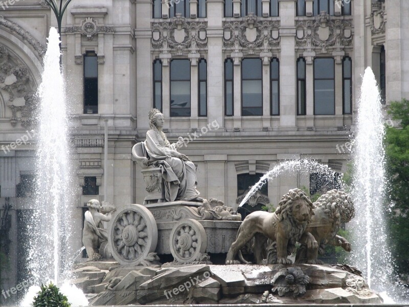 Fountain Four-horse Horses Sculpture Madrid