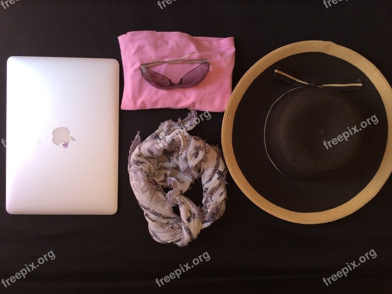 Macbook Lifestyle Technology Female Casual