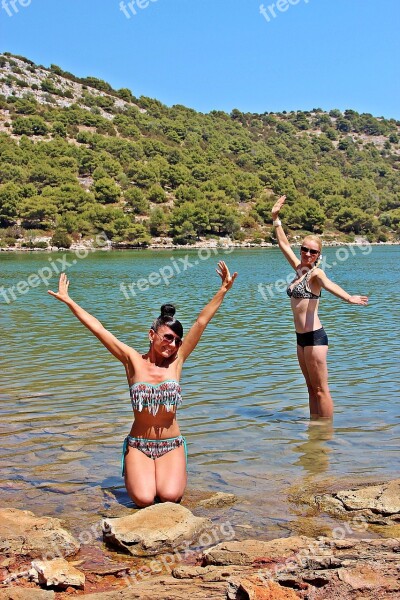 Girlfriends Sea Bikini Beauty Summer