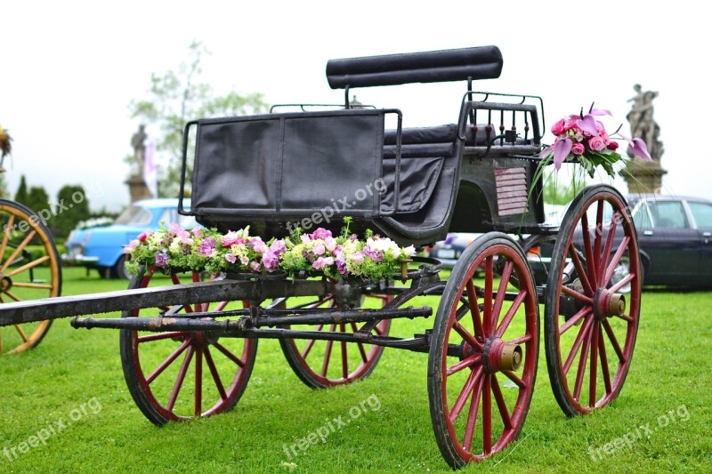 Vehicle Wedding Cab Historic For A Long Time Flowers