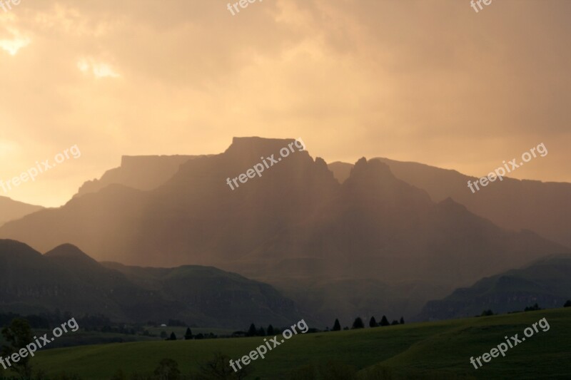 South Africa Drakensburg Mountains Landscape Natal