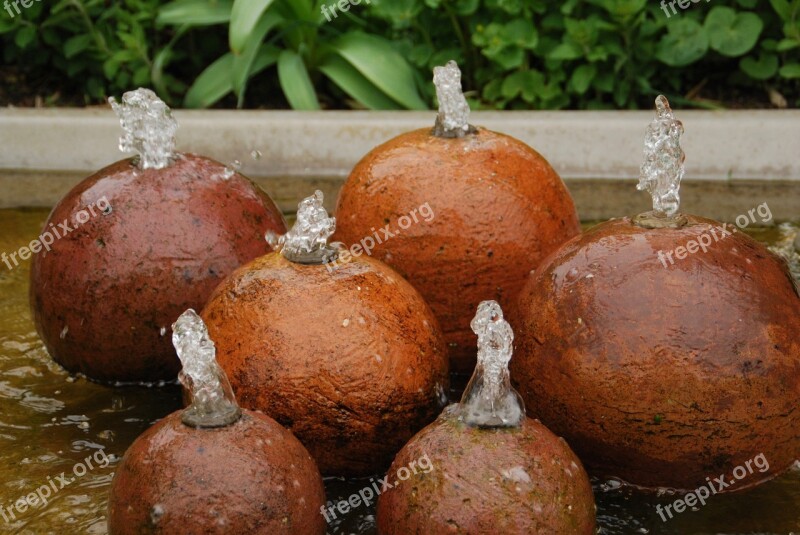 Water Fountain Bubble Water Games Gardens Of The World