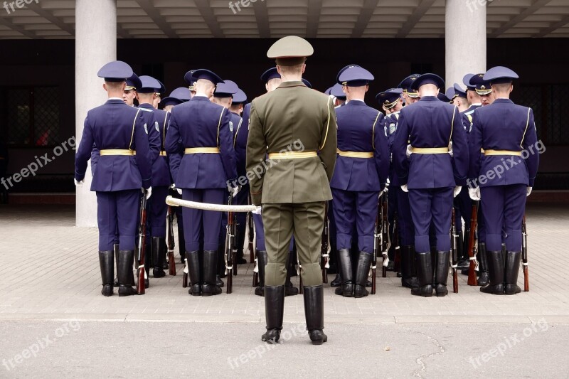 Stroy Soldiers Carbines Rifle Military