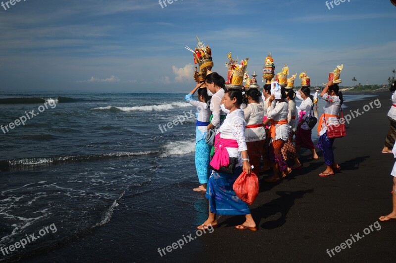 Bali Hindu Worship Holy Balinese