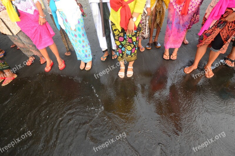 Balinese Indonesia Ceremony Ritual People