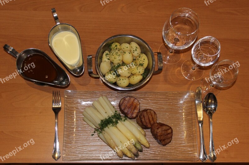 Asparagus Asparagus Dish Fillet Of Beef Potatoes Butter