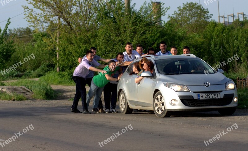 The Gang Friendship Buddy Car Hitch-hiking