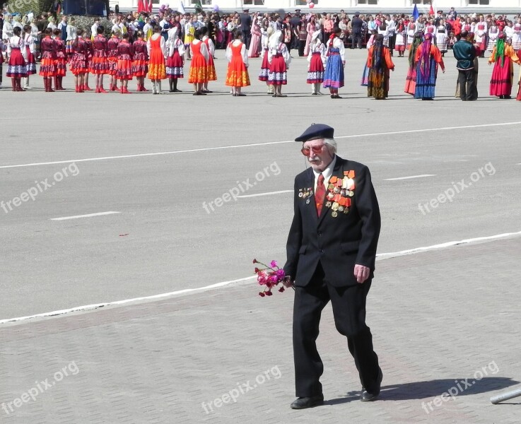 Russia May 9 Victory Day Veteran Flowers