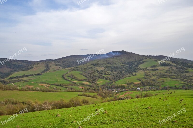 Mountains The Carpathians Ukraine Nature Spring