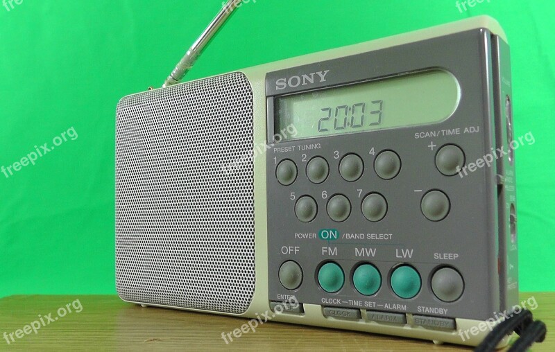 Radio Small Green Background Antenna Buttons