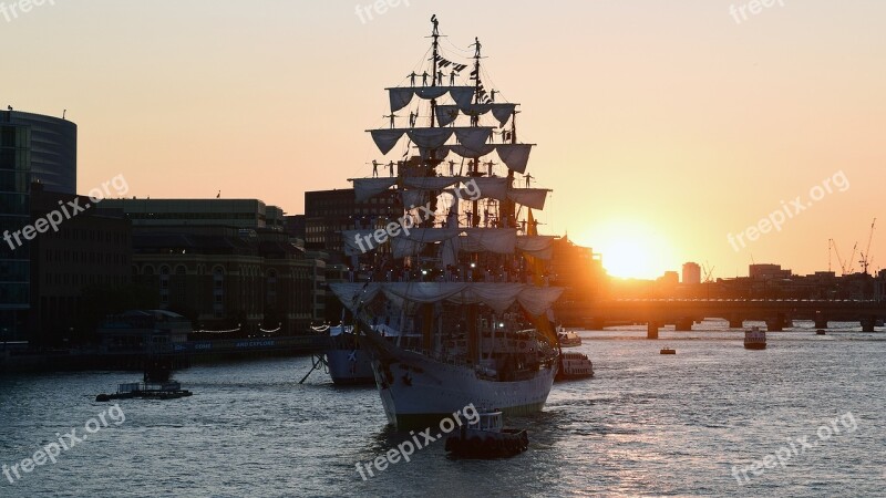 Tallships Thames Arc Gloria London Boat Festival