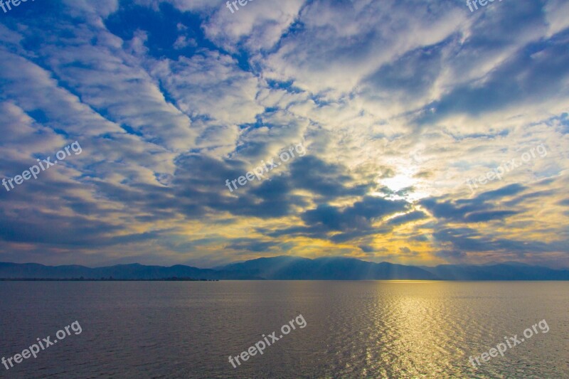 Sunrise Erhai Lake Dali Free Photos