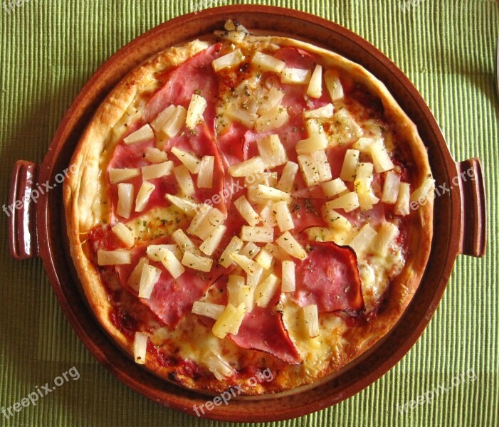 Pizza Hawaiian Pizza Plate Court Italian Food