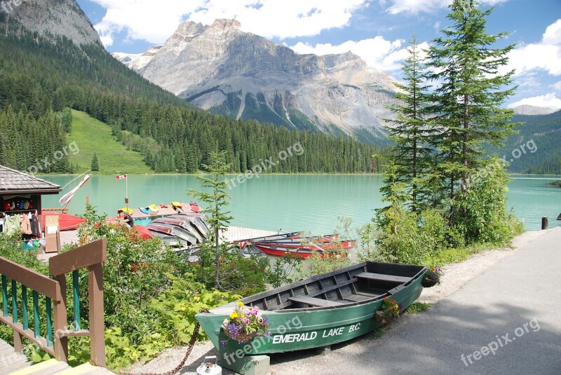 Canada Emerald Lake Water Mountains Free Photos