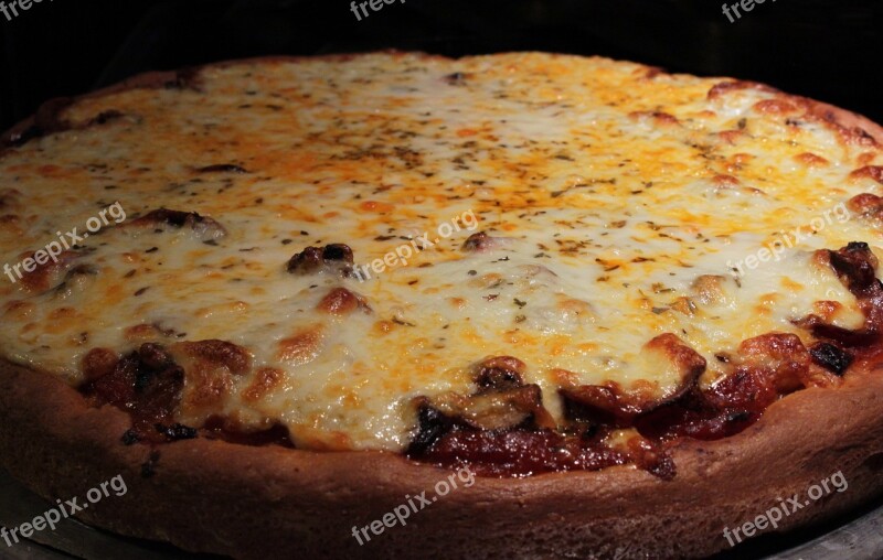 Pizza Crust Cheese Mushroom Bake