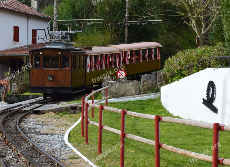 Cogwheel Train The Rhune Mountain Basque Coast Train Free Photos