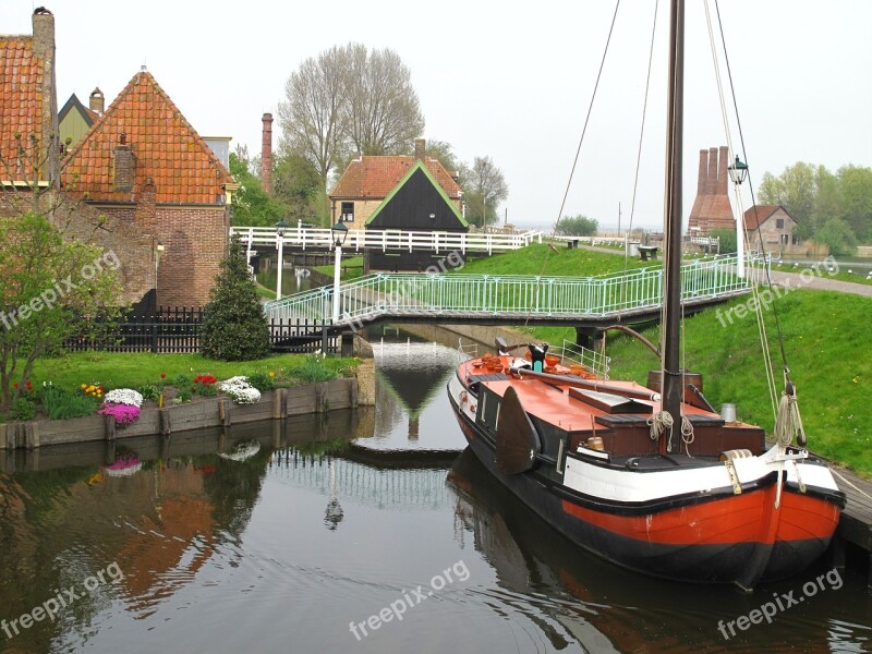 Enkhuizen Canal Boats Free Photos