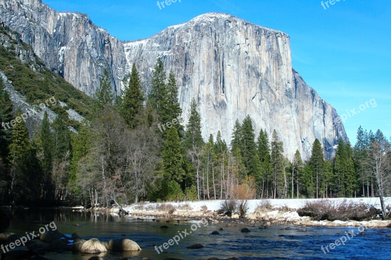 Yosemite River Snow Valley Park