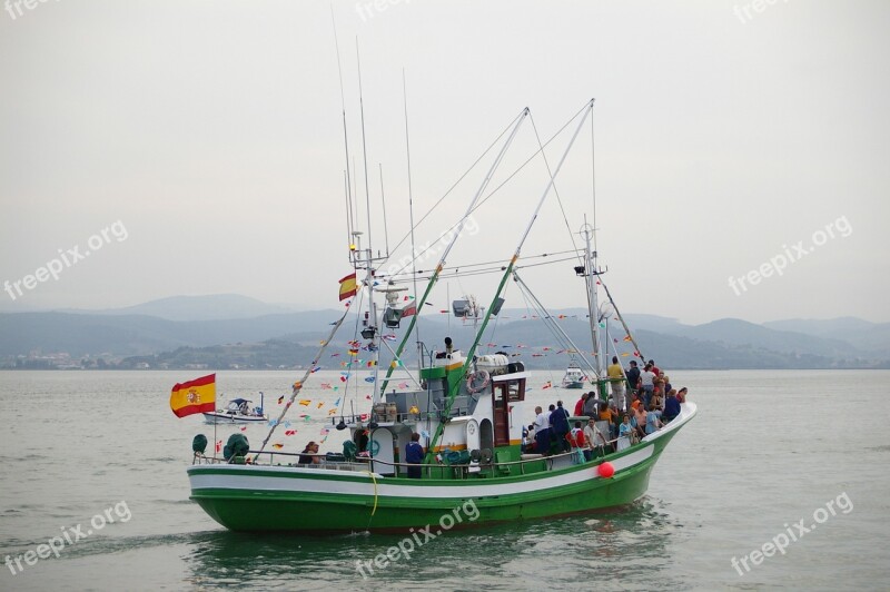 Boat Fishing Sea Party Santander