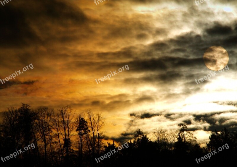 Evening Weird Mystical Clouds Free Photos