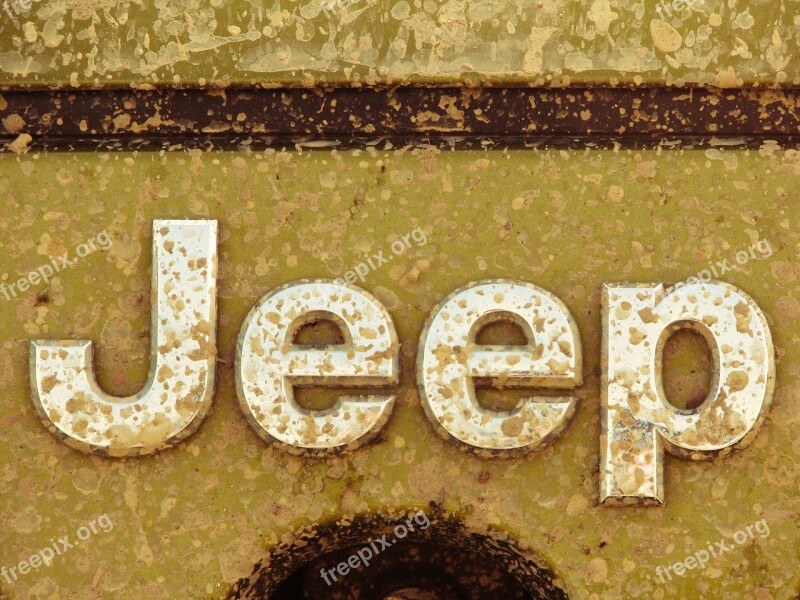 Jeep Wrangler 4 X 4 Off Road Mud Logo