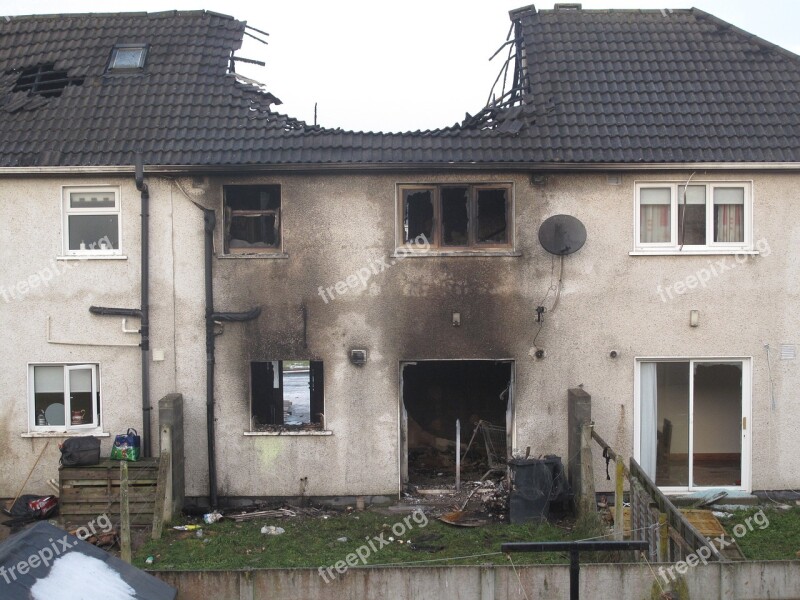 House Fire Burn Destroyed Abandoned Burned