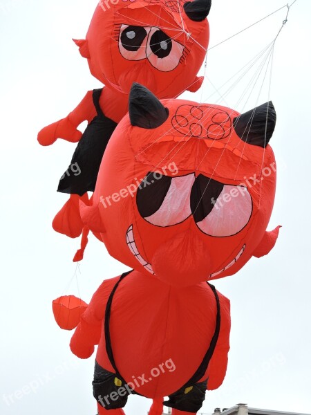 Kites Happening Sea Devil Red Skin