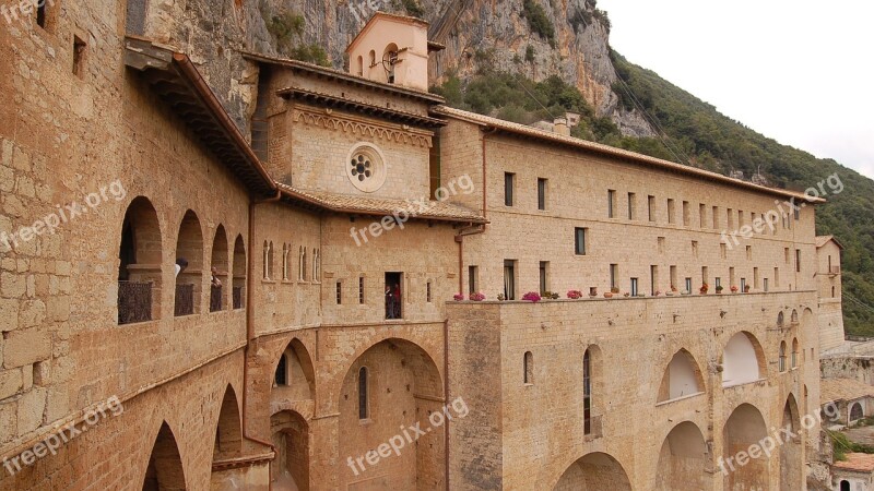 Monastery Benedictine Subiaco Architecture Free Photos