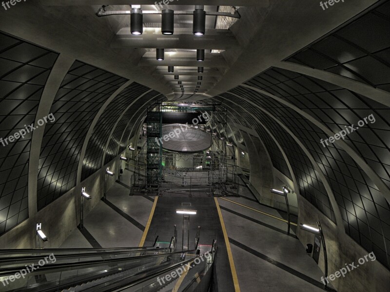 Cologne Hay Market Metro Stop Lost Place